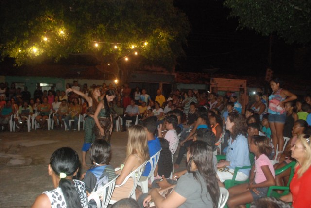 Cia. AfroMundi apresenta sua pesquisa com dança afrocontemporânea