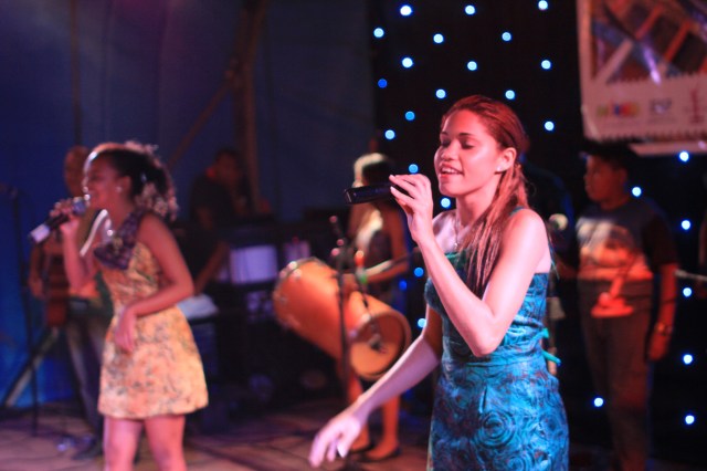 Latinhas de Quintal se apresentam no Dia das Mães