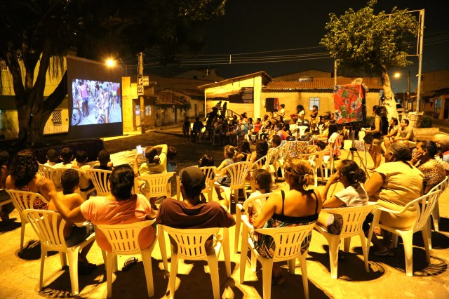 Viídeo, dança e percussão se destacam na pracinha do IV Festival Beleza Amazônica