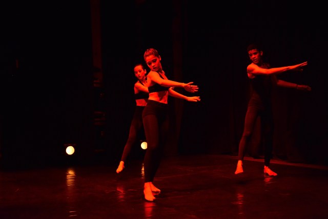 Camylla Alves, Lorena Melissa e João Paulo Souza apresentam 'Lágrimas Secas' no SESC Boulevard