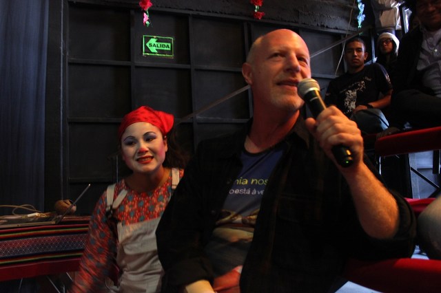 Dan Baron abre o encontro de Criadoras e Criadores: Pedagogias Corporais, Performance, Políticas, Lima 19-25 Junho.