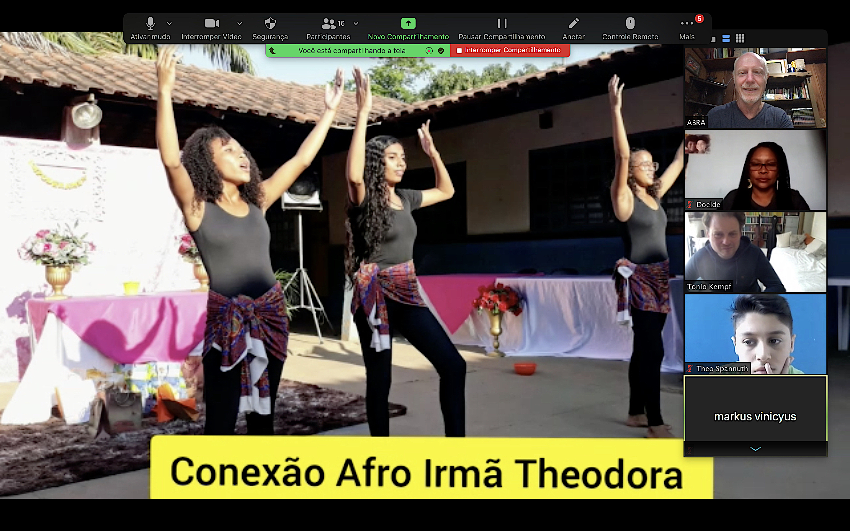 Foto 2 Alunas do projeto Conexão Afro apresentam sua cultura para alunos de Hamburgo, Alemanha num diálogo sobre a defesa da Amazônia.