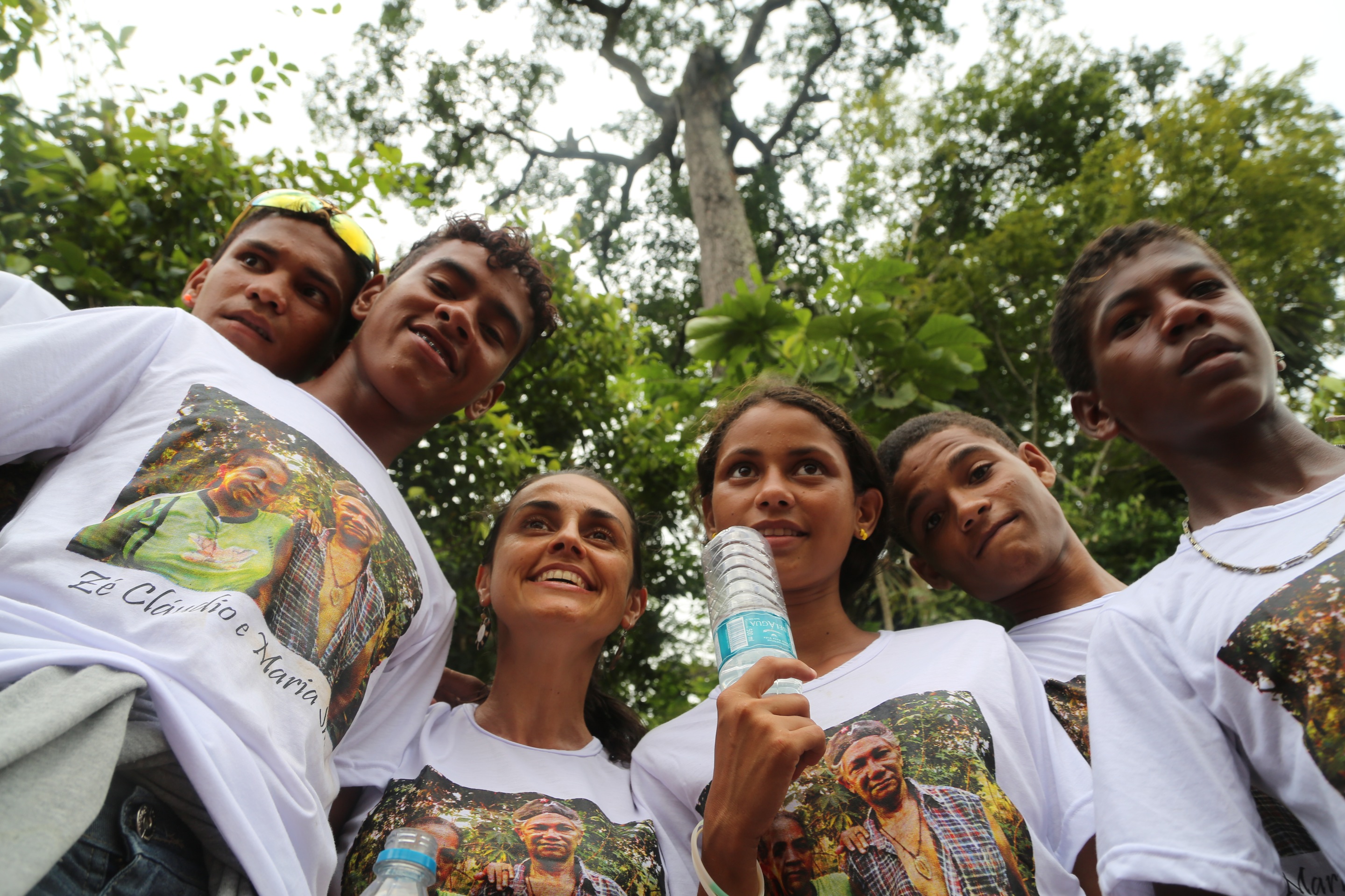 Folhas da Vida e Rabetos Videos representam Cabelo Seco na celebracao da vida de Maria Silva e Ze Claudio Ribeiro no aniversario do assassinato do casal